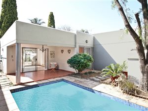 3 Bed House in Morningside Manor