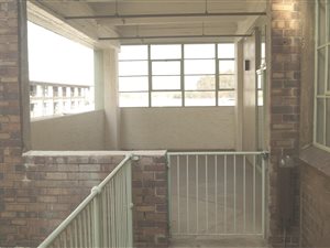 2 Bed Apartment in Jeppestown