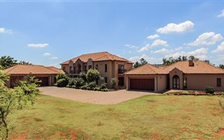 5 Bedroom House in Irene Glen Estate