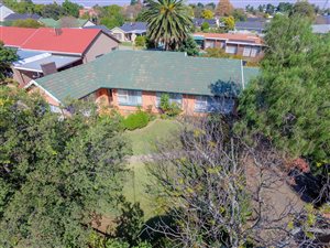 4 Bed House in Horison Park
