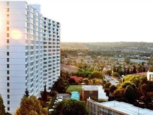 3 Bed Apartment in Bedford Gardens