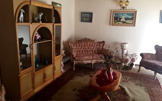 4 Bedroom House in Gholfsig