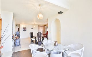 5 Bedroom House in Laudium