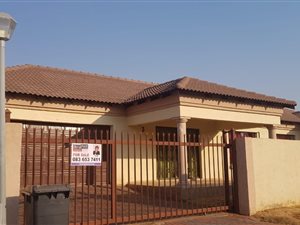 3 Bed House in Cultura Park