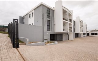 2 Bedroom Apartment in Island View