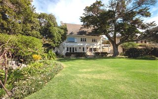 4 Bedroom House in Eastcliff