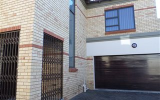 3 Bedroom Townhouse in Meyersdal