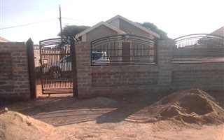 2 Bedroom House in Ga-rankuwa