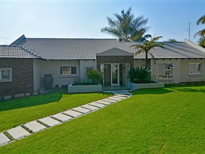 4 Bed House in Kyalami Estate