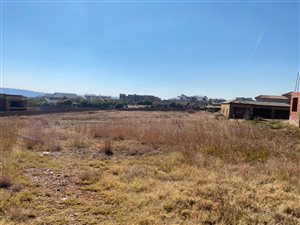 8584 m² Land available in Mooikloof Heights
