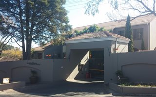 2 Bedroom Flat in Craighall Park