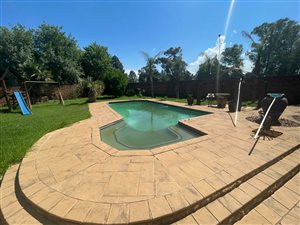 4 Bed House in Presidents Dam