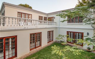 4 Bedroom House in Parkview