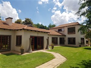 7 Bed House in Baillie Park