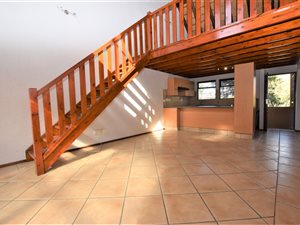 2 Bed Apartment in Lonehill