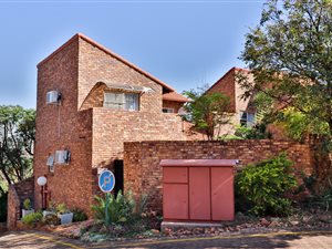 3 Bed Townhouse in Brummeria