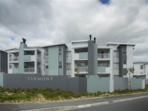 2 Bed Apartment in Burgundy Estate