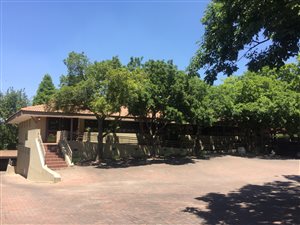 98 m² Office Space in Lyndhurst
