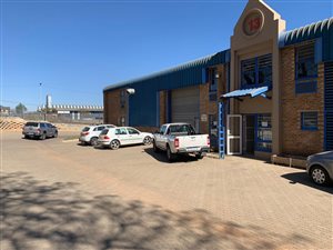 157 m² Industrial space in Laser Park