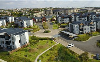 2 Bedroom Apartment in Carlswald North Estate