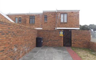 3 Bedroom Apartment in Retreat