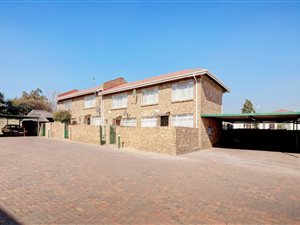 2 Bed Townhouse in Lindbergh Park