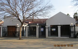 3 Bedroom House in Vryburg