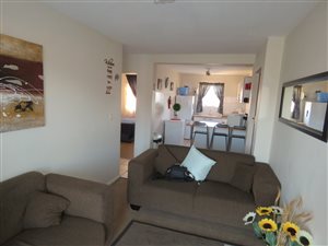 2 Bed Flat in Strand Central