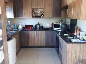 3 Bed Apartment in Emmarentia