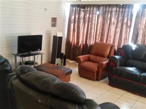 2 Bed Apartment in Klerksdorp