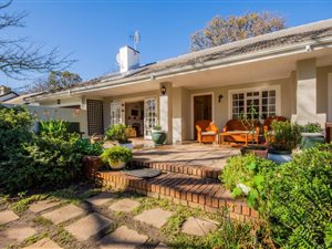 4 Bed House in Morningside