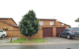 2 Bedroom Duet in Honey Park