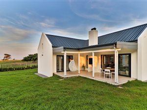 2 Bed House in Charlo