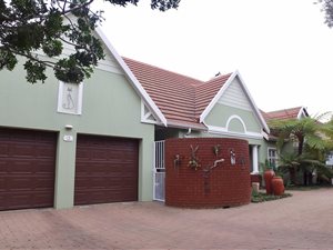 3 Bed House in Woodlands Estate