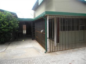 1820 m² Industrial space in Kroonstad
