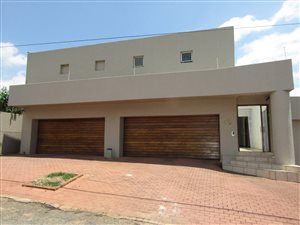5 Bed House in Talboton