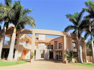 4 Bed House in Bendor