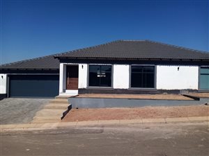 3 Bed House in Quellerie Park