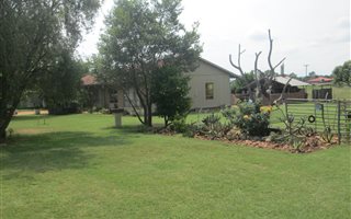 1.6 ha Farm in Cullinan