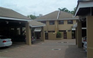 3 Bedroom Duplex in Bedford Gardens