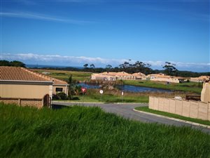 500 m² Land available in Gonubie