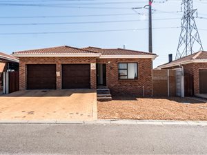 3 Bed House in Rouxville