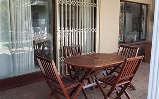 2 Bedroom Garden Cottage in Kloof