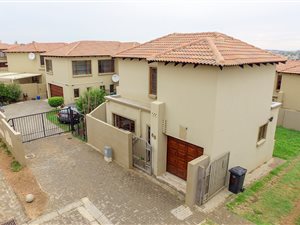 2 Bed House in Kyalami Hills