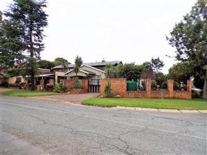 3 Bedroom House in Constantia Kloof