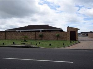 3 Bed Simplex in Arboretum
