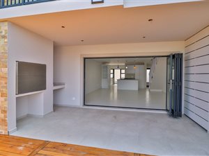 2 Bed Apartment in Marina Martinique