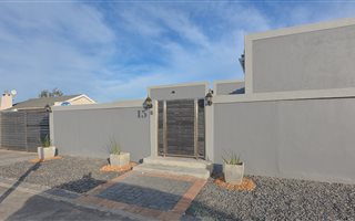 3.5 Bedroom House in Bothasig
