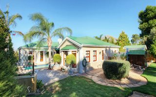 4 Bedroom House in Durbanville
