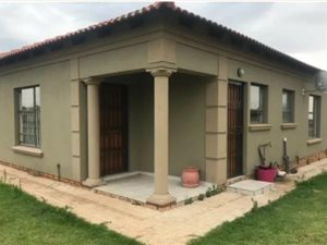 3 Bed House in Crystal Park